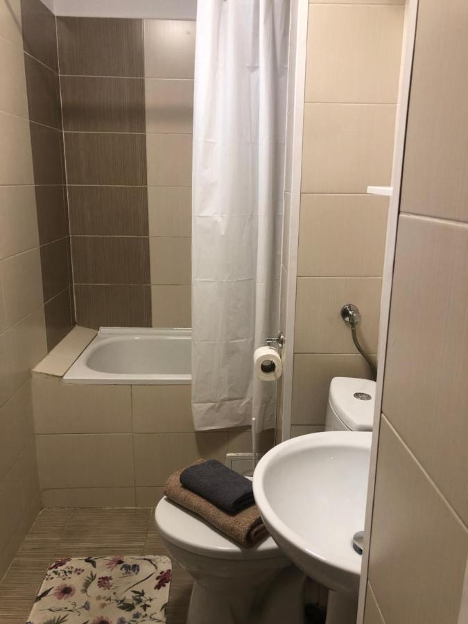 Central Home Piatra Neamţ Екстериор снимка